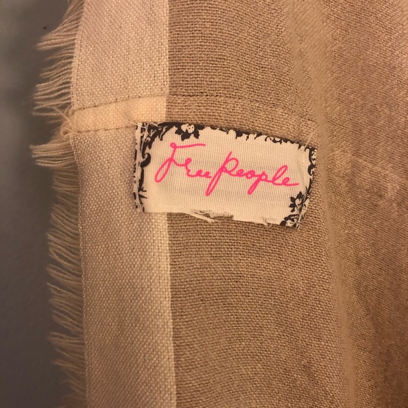 Free People beige blanket scarf wrap - Picture 4 of 6